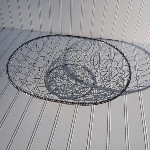 Silverplate Metal Wire Decorative Basket for Bread Fruit Large Silver Bowl Vtg - Picture 4 of 14